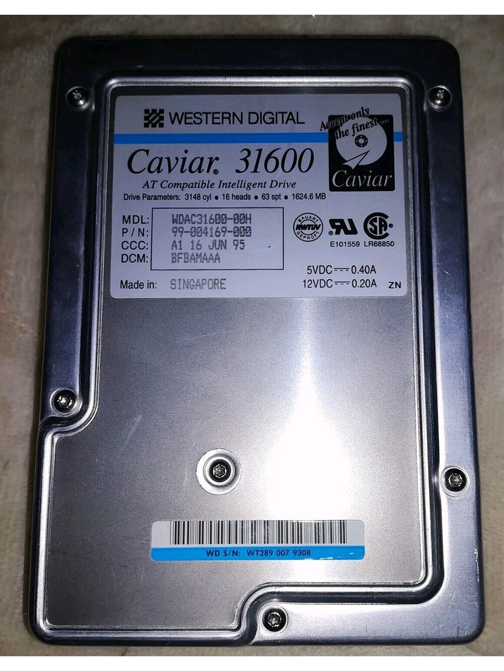 VINTAGE WESTERN DIGITAL CAVIAR 31600 1.6GB IDE Hard Drive CERTIFIED RM3-HD4